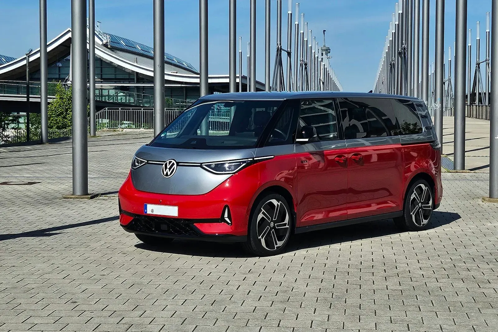 Compact seven-seat MPV parked outdoors